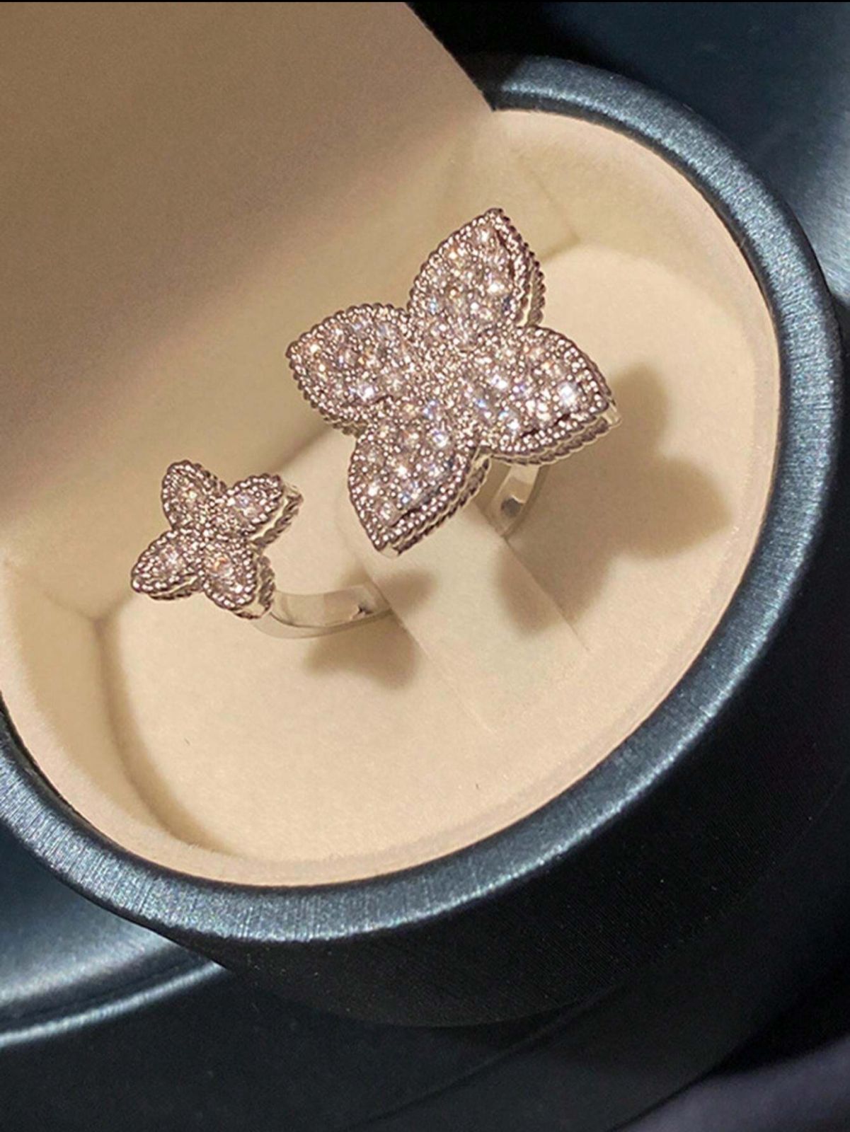 Floral Silver Breeze Open Ring