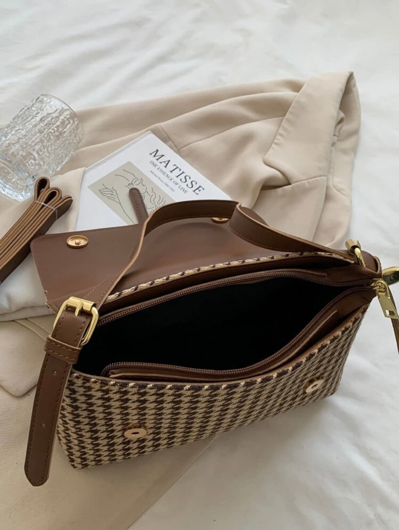 Chestnut Classic Shoulder Bag