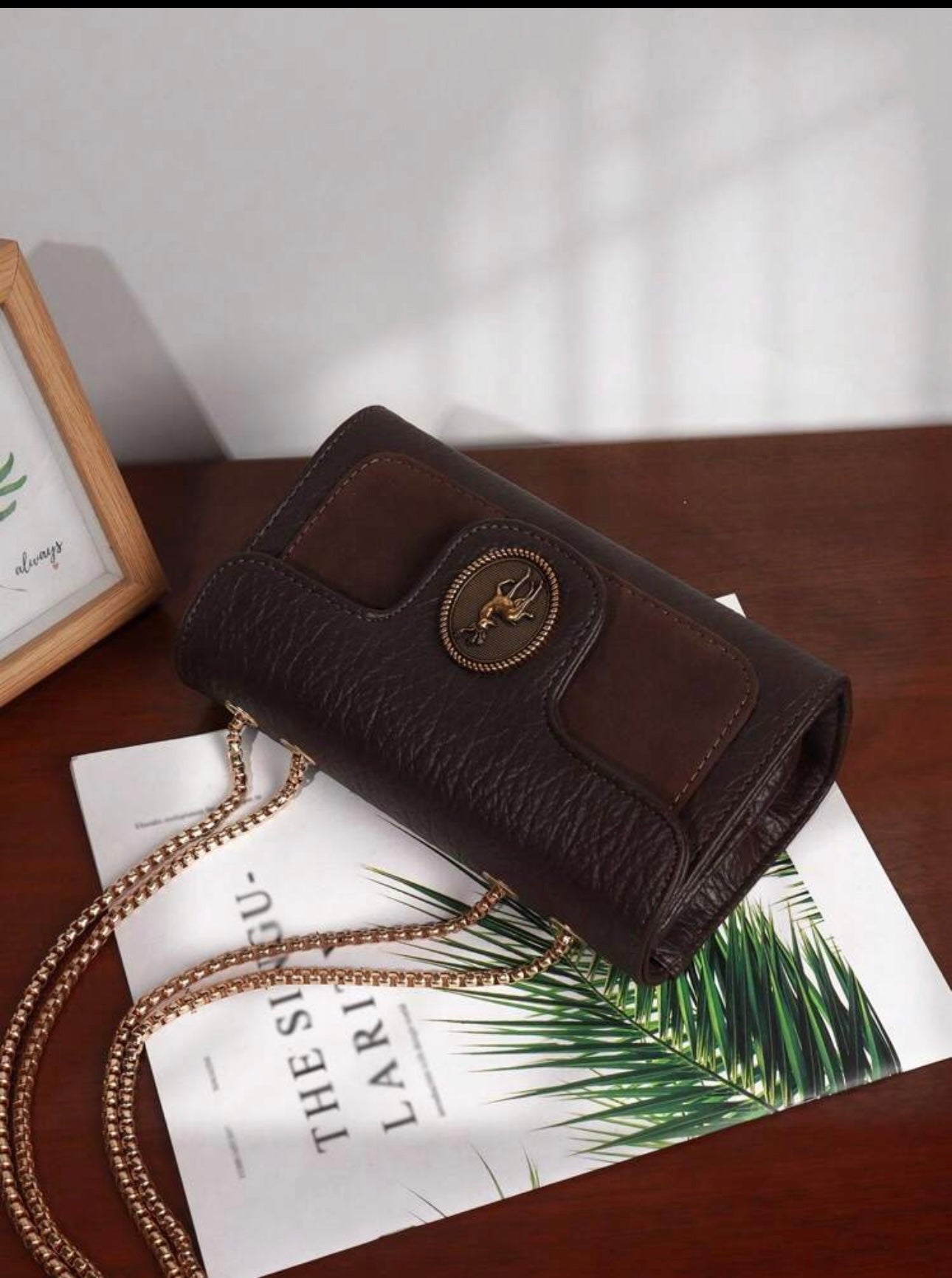 Brunette Beauty Shoulder Bag with Chain