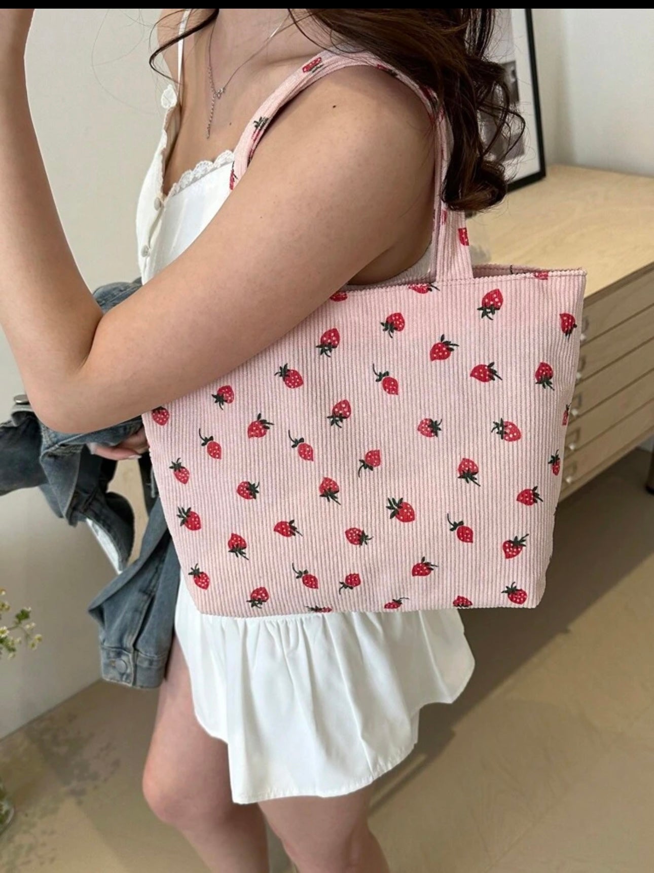 Berry Breeze Everyday Tote Bag